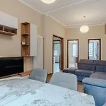 Апартаменты Guesthost - Pegli Comfy *