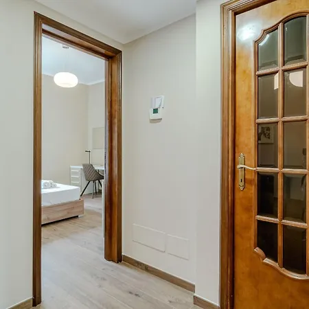 Guesthost - Pegli Comfy Apartamento Génova